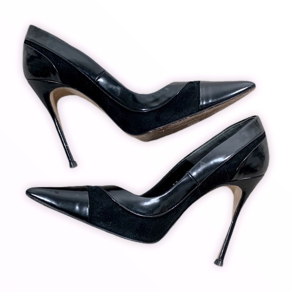 Carolina Herrera Black Suede and Satin High Heel - Picture 2 of 6